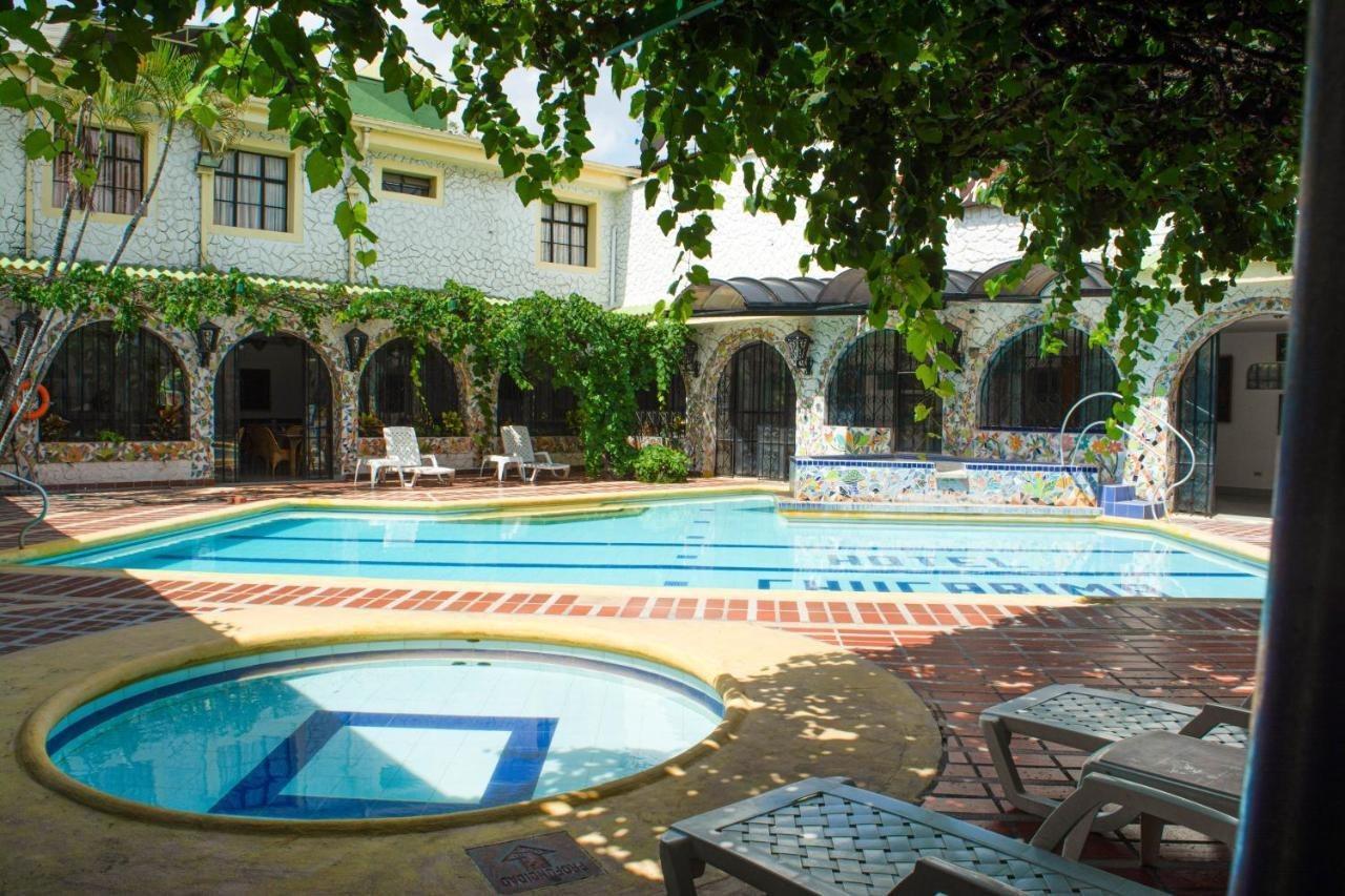 Hotel Chucarima Cúcuta エクステリア 写真