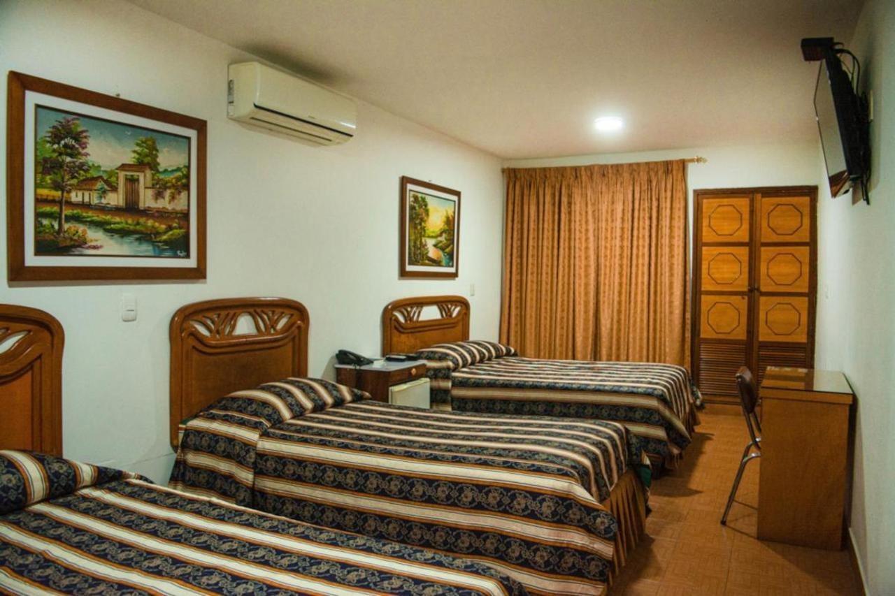 Hotel Chucarima Cúcuta エクステリア 写真