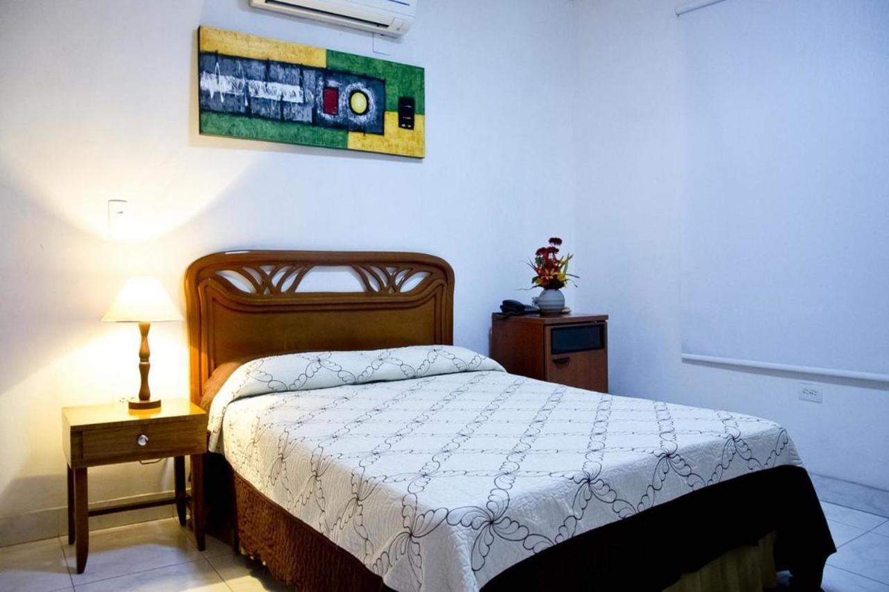 Hotel Chucarima Cúcuta エクステリア 写真